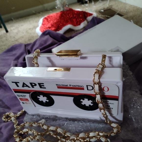 Black and white cassette tape purse - Picture 2 of 4